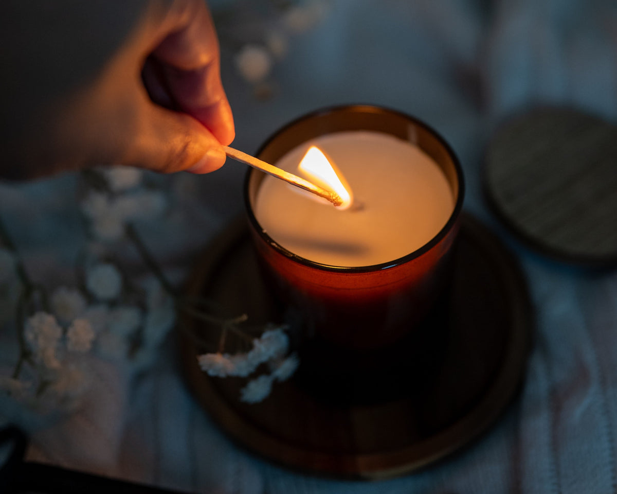 Zomeravonden sfeervol maken met kaarsen