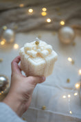 Load image into Gallery viewer, Cadeau d’Hiver
