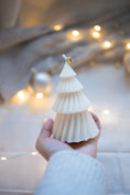 Load image into Gallery viewer, Kerstboom kaars - Sapin Plissé
