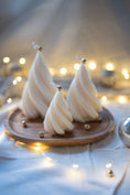 Load image into Gallery viewer, Spirale d Hiver petit creme
